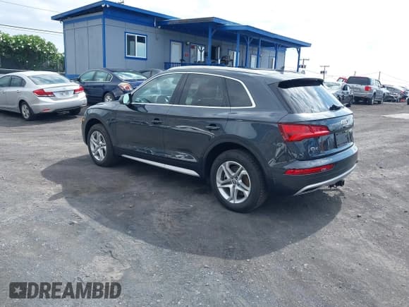 ✅ 2018 Audi Q5 Premium Plus • VIN: WA1BNAFY7J2213699 • Лот: 42172266. Опубликован ранее на IAAI с пробегом 41 876 миль. Бесплатный доступ к архиву аукционных продаж из США и подробный отчёт об истории автомобиля на DreamBid. Изображение 3.