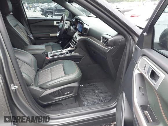 ✅ 2023 Ford Explorer Timberline • VIN: 1FMSK8JHXPGB04370 • Lot: 42524276. Listed on IAAI with 21,921 mi. Free auction sales archive from the USA and detailed vehicle history report at DreamBid. Image 5.