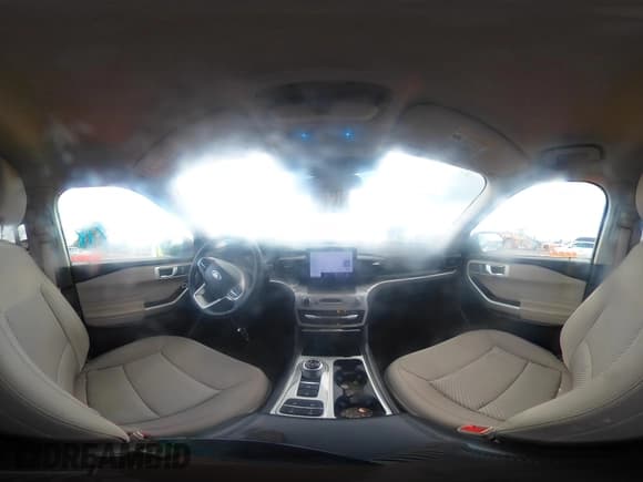 ✅ 2023 Ford Explorer XLT • VIN: 1FMSK7DH3PGC33167 • Lot: 42241818. Wystawiony na IAAI z przebiegiem 21 832 mil. Bezpłatny archiwum sprzedaży aukcyjnych z USA i szczegółowy raport historii pojazdu na DreamBid. Zdjęcie 18.