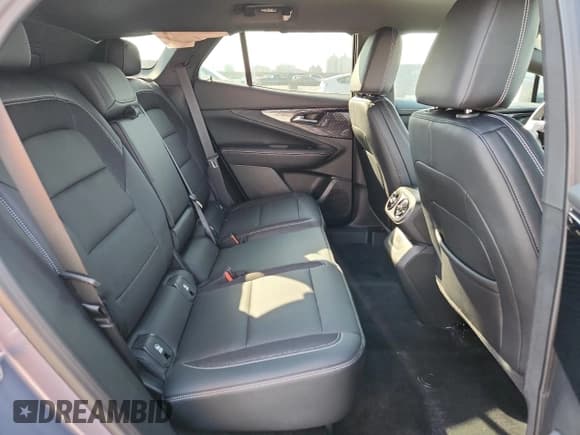 ✅ 2025 Chevrolet Blazer • VIN: 3GNKDBRM9SS180015 • Lot: 80744865. Listed on Copart with 1,820 mi. Free auction sales archive from the USA and detailed vehicle history report at DreamBid. Image 11.