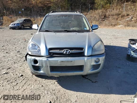 2006 Hyundai Tucson GLS z VIN KM8JN72DX6U342888, wystawiony jako Copart lot #78677444 z przebiegiem 271 166 mil mil oraz Szkoda całkowita • Salvage title. Historia ofert i sprzedaży dostępna na DreamBid. Obrazek 5.