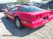 ✅ 1986 Chevrolet Corvette • VIN: 1G1YY0787G5101727 • Lot: 43153944. Wystawiony na IAAI z przebiegiem Nie podano. Bezpłatny archiwum sprzedaży aukcyjnych z USA i szczegółowy raport historii pojazdu na DreamBid. Zdjęcie 3.