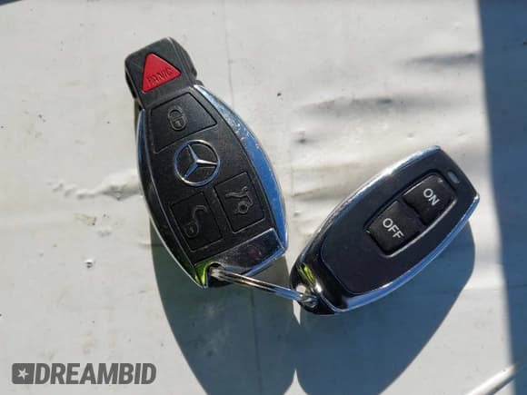 ✅ 2014 Mercedes-Benz CLS 550 • VIN: WDDLJ9BB7EA115070 • Lot: 43721011. Listed on IAAI with 122,871 mi. Free auction sales archive from the USA and detailed vehicle history report at DreamBid. Image 11.