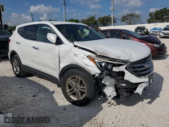 ✅ 2018 Hyundai Santa Fe 2.4L • VIN: 5NMZTDLB2JH061323 • Лот: 65529083. Опубликован ранее на Copart с пробегом 47 391 миль. Бесплатный доступ к архиву аукционных продаж из США и подробный отчёт об истории автомобиля на DreamBid. Изображение 4.