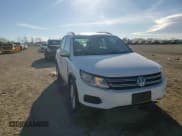 ✅ 2017 Volkswagen Tiguan Wolfsburg Edition • VIN: WVGSV7AX6HW507830 • Lot: 91466715. Wystawiony na Copart z przebiegiem 99 853 mil. Bezpłatny archiwum sprzedaży aukcyjnych z USA i szczegółowy raport historii pojazdu na DreamBid. Zdjęcie 13.