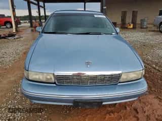 1993 Chevrolet Caprice Classic с VIN 1G1BL53E2PW142953, выставлен на аукционе Copart как лот 69673135 с пробегом 203 972 миль миль и Списание • Salvage title. История ставок и продаж доступна на DreamBid. Изображение 5.
