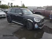 ✅ 2022 MINI Countryman Cooper • VIN: WMZ43BR03N3P04335 • Lot: 81489625. Listed on Copart with 56,855 mi. Free auction sales archive from the USA and detailed vehicle history report at DreamBid. Image 4.