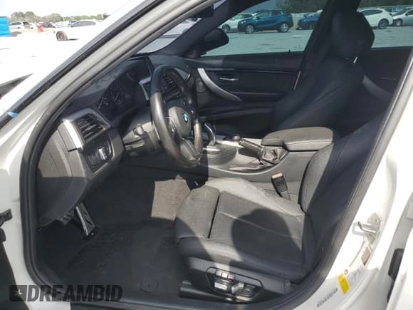 ✅ 2018 BMW 3 Series 340i • VIN: WBA8B3G53JNV00977 • Lot: 53923065. Listed on Copart with Not provided. Free auction sales archive from the USA and detailed vehicle history report at DreamBid. Image 7.