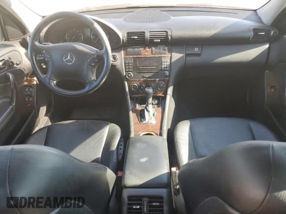 ✅ 2005 Mercedes-Benz C 240 • VIN: WDBRF81J95F632977 • Лот: 62296835. Опубликован ранее на Copart с пробегом 118 666 миль. Бесплатный доступ к архиву аукционных продаж из США и подробный отчёт об истории автомобиля на DreamBid. Изображение 8.