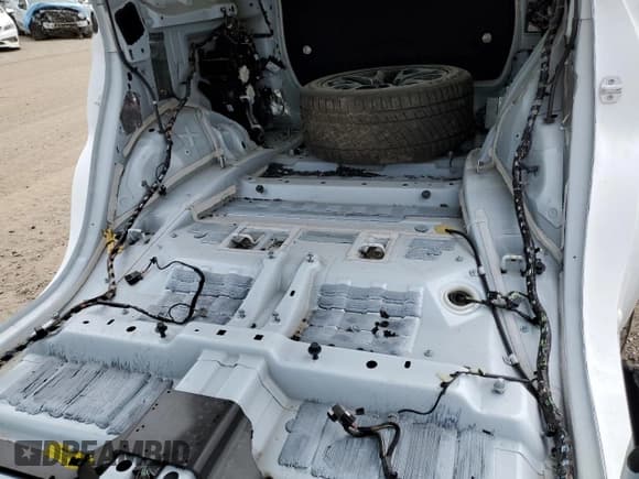 ✅ 2021 Dodge Durango SRT 392 • VIN: 1C4SDJGJ1MC599268 • Лот: 60845125. Опубликован ранее на Copart с пробегом Не указан. Бесплатный доступ к архиву аукционных продаж из США и подробный отчёт об истории автомобиля на DreamBid. Изображение 10.