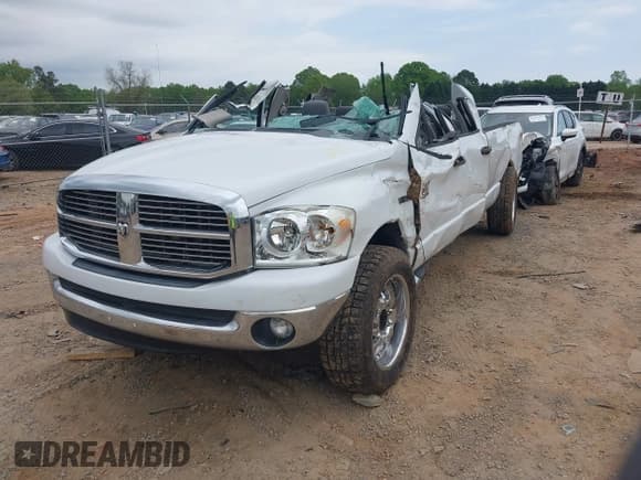 ✅ 2009 Dodge 2500 SLT • VIN: 3D7KS28T49G563144 • Лот: 41986413. Опубликован ранее на IAAI с пробегом 214 762 миль. Бесплатный доступ к архиву аукционных продаж из США и подробный отчёт об истории автомобиля на DreamBid. Изображение 16.