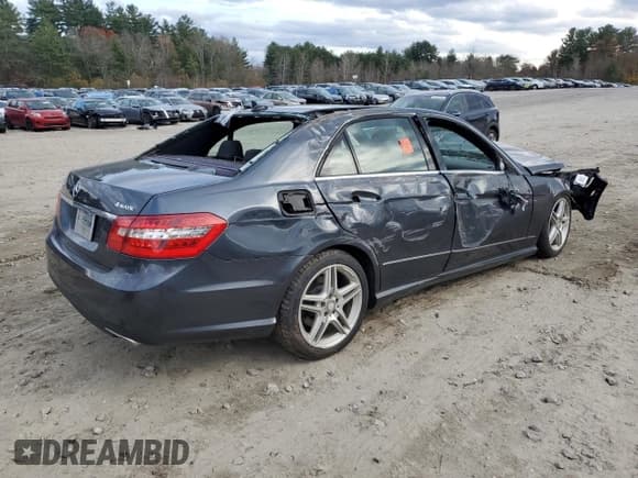 ✅ 2011 Mercedes-Benz E 550 Luxury • VIN: WDDHF9AB8BA455784 • Lot: 91798015. Listed on Copart with Not provided. Free auction sales archive from the USA and detailed vehicle history report at DreamBid. Image 3.