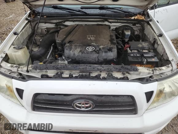 ✅ 2007 Toyota Tacoma PreRunner • VIN: 5TEJU62N57Z375512 • Лот: 92935155. Опубликован ранее на Copart с пробегом 159 531 миль. Бесплатный доступ к архиву аукционных продаж из США и подробный отчёт об истории автомобиля на DreamBid. Изображение 11.