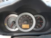 ✅ 2006 Toyota RAV4 Limited • VIN: JTMBD31V265002224 • Лот: 81130595. Опубликован ранее на Copart с пробегом 189 793 миль. Бесплатный доступ к архиву аукционных продаж из США и подробный отчёт об истории автомобиля на DreamBid. Изображение 9.