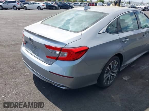 2021 Honda Accord с VIN 1HGCV3F12MA018405, выставлен на аукционе IAAI как лот 43368100 с пробегом 94 830 миль миль и . История ставок и продаж доступна на DreamBid. Изображение 4.