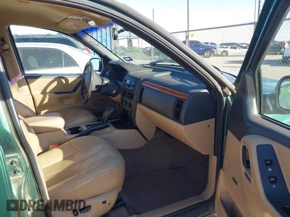 ✅ 1999 Jeep Grand Cherokee Laredo • VIN: 1J4GW58S9XC637861 • Лот: 43702075. Опубликован ранее на IAAI с пробегом Не указан. Бесплатный доступ к архиву аукционных продаж из США и подробный отчёт об истории автомобиля на DreamBid. Изображение 5.