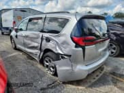 ✅ 2022 Chrysler Pacifica Limited • VIN: 2C4RC1GGXNR175828 • Lot: 85741955. Listed on Copart with 71,706 mi. Free auction sales archive from the USA and detailed vehicle history report at DreamBid. Image 2.