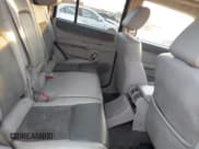 ✅ 2007 Jeep Commander Overland • VIN: 1J8HG68227C653826 • Лот: 40649706. Опубликован ранее на IAAI с пробегом 225 538 миль. Бесплатный доступ к архиву аукционных продаж из США и подробный отчёт об истории автомобиля на DreamBid. Изображение 8.