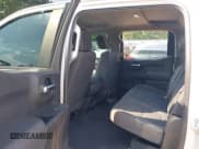 ✅ 2019 Chevrolet Silverado 1500 LT • VIN: 1GCUYDED2KZ108132 • Lot: 43271293. Wystawiony na IAAI z przebiegiem 90 381 mil. Bezpłatny archiwum sprzedaży aukcyjnych z USA i szczegółowy raport historii pojazdu na DreamBid. Zdjęcie 8.