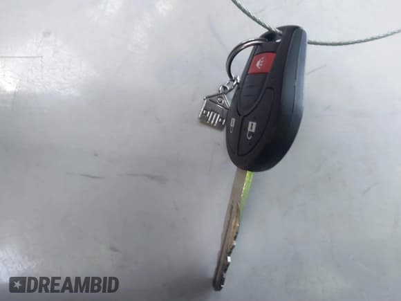 ✅ 2015 Nissan Note S Plus • VIN: 3N1CE2CP7FL403961 • Lot: 41874783. Wystawiony na IAAI z przebiegiem 150 142 mil. Bezpłatny archiwum sprzedaży aukcyjnych z USA i szczegółowy raport historii pojazdu na DreamBid. Zdjęcie 11.