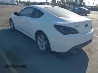 ✅ 2010 Hyundai Genesis Coupe Premium • VIN: KMHHT6KD0AU024821 • Lot: 41593417. Wystawiony na IAAI z przebiegiem 82 143 mil. Bezpłatny archiwum sprzedaży aukcyjnych z USA i szczegółowy raport historii pojazdu na DreamBid. Zdjęcie 3.