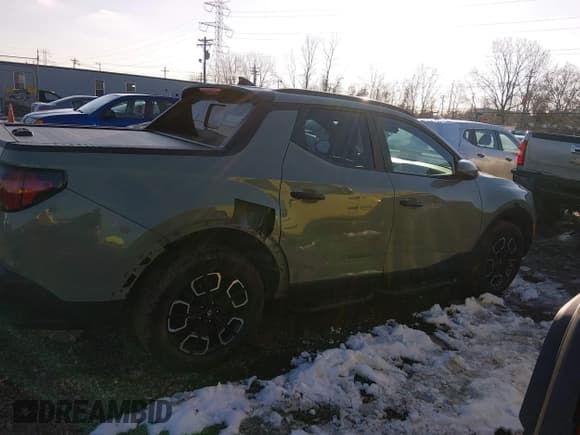 ✅ 2022 Hyundai Santa Cruz SEL • VIN: 5NTJCDAE8NH018805 • Lot: 43864030. Listed on IAAI with 68,985 mi. Free auction sales archive from the USA and detailed vehicle history report at DreamBid. Image 13.