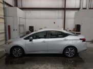 ✅ 2021 Nissan Versa SV • VIN: 3N1CN8EVXML868021 • Lot: 43240178. Wystawiony na IAAI z przebiegiem 77 112 mil. Bezpłatny archiwum sprzedaży aukcyjnych z USA i szczegółowy raport historii pojazdu na DreamBid. Zdjęcie 15.