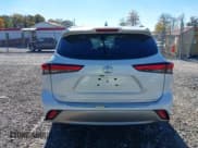 ✅ 2023 Toyota Highlander XLE • VIN: 5TDKDRBH3PS037913 • Лот: 43462166. Опубликован ранее на IAAI с пробегом 28 201 миль. Бесплатный доступ к архиву аукционных продаж из США и подробный отчёт об истории автомобиля на DreamBid. Изображение 17.