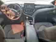 2021 Toyota Camry LE z VIN 4T1C11AK2MU463820, wystawiony jako Copart lot #70755185 z przebiegiem 88 465 mil mil oraz Szkoda całkowita • Salvage title. Historia ofert i sprzedaży dostępna na DreamBid. Obrazek 8.