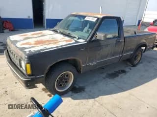 ✅ 1992 Chevrolet S-10 • VIN: 1GCCS14R1N8208418 • Лот: 83443164. Опубликован ранее на Copart с пробегом 238 341 миль. Бесплатный доступ к архиву аукционных продаж из США и подробный отчёт об истории автомобиля на DreamBid. Изображение 1.