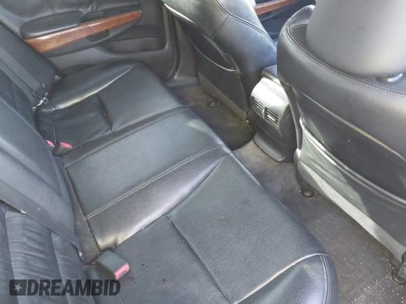 ✅ 2011 Honda Accord EX-L • VIN: 1HGCP3F80BA019217 • Lot: 43775955. Wystawiony na IAAI z przebiegiem 110 791 mil. Bezpłatny archiwum sprzedaży aukcyjnych z USA i szczegółowy raport historii pojazdu na DreamBid. Zdjęcie 8.