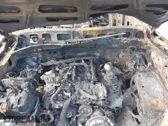 ✅ 2020 Nissan Armada SL • VIN: JN8AY2ND1LX015594 • Lot: 42752908. Wystawiony na IAAI z przebiegiem Nie podano. Bezpłatny archiwum sprzedaży aukcyjnych z USA i szczegółowy raport historii pojazdu na DreamBid. Zdjęcie 10.