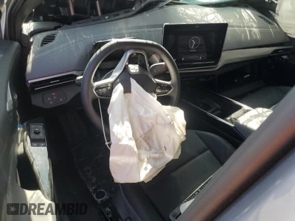 ✅ 2024 Volkswagen ID.4 Pro S • VIN: 1V2VRPE88RC022776 • Лот: 49829735. Опубликован ранее на Copart с пробегом 854 миль. Бесплатный доступ к архиву аукционных продаж из США и подробный отчёт об истории автомобиля на DreamBid. Изображение 8.