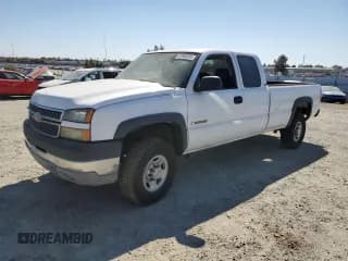 ✅ 2005 Chevrolet Silverado 2500HD Work Truck • VIN: 1GCHC29U15E216803 • Lot: 81080205. Listed on Copart with 263,767 mi. Free auction sales archive from the USA and detailed vehicle history report at DreamBid. Image 1.