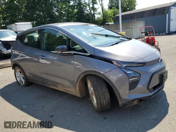 ✅ 2023 Chevrolet Bolt EV 1LT • VIN: 1G1FW6S0XP4144028 • Lot: 62064464. Wystawiony na Copart z przebiegiem 22 173 mil. Bezpłatny archiwum sprzedaży aukcyjnych z USA i szczegółowy raport historii pojazdu na DreamBid. Zdjęcie 4.