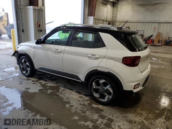 ✅ 2024 Hyundai Venue SEL • VIN: KMHRC8A38RU293170 • Lot: 85157814. Listed on Copart with 1,906 mi. Free auction sales archive from the USA and detailed vehicle history report at DreamBid. Image 2.