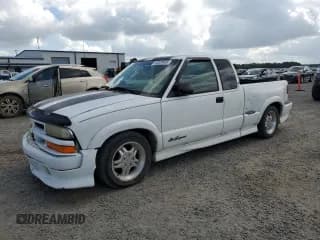 ✅ 2001 Chevrolet S-10 LS Xtreme • VIN: 1GCCS195918131992 • Лот: 64820495. Опубликован ранее на Copart с пробегом 181 058 миль. Бесплатный доступ к архиву аукционных продаж из США и подробный отчёт об истории автомобиля на DreamBid. Изображение 1.