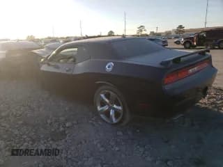 ✅ 2013 Dodge Challenger R/T Plus • VIN: 2C3CDYBT1DH708951 • Lot: 85006754. Wystawiony na Copart z przebiegiem Nie podano. Bezpłatny archiwum sprzedaży aukcyjnych z USA i szczegółowy raport historii pojazdu na DreamBid. Zdjęcie 2.
