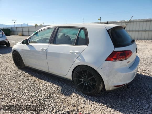 ✅ 2016 Volkswagen Golf GTI S • VIN: 3VW5T7AU5GM046774 • Лот: 68313185. Опубликован ранее на Copart с пробегом 75 667 миль. Бесплатный доступ к архиву аукционных продаж из США и подробный отчёт об истории автомобиля на DreamBid. Изображение 2.