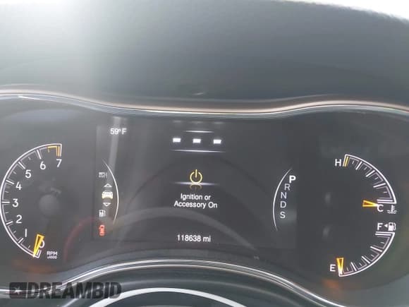 ✅ 2015 Jeep Grand Cherokee Laredo • VIN: 1C4RJEAG8FC829063 • Лот: 43741073. Опубликован ранее на IAAI с пробегом 118 638 миль. Бесплатный доступ к архиву аукционных продаж из США и подробный отчёт об истории автомобиля на DreamBid. Изображение 7.