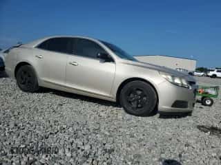 2015 Chevrolet Malibu LS z VIN 1G11B5SL9FF177888, wystawiony jako Copart lot #69738875 z przebiegiem 168 033 mil mil oraz Szkoda całkowita • Salvage title. Historia ofert i sprzedaży dostępna na DreamBid. Obrazek 4.