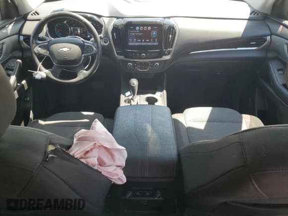 ✅ 2018 Chevrolet Traverse LT Cloth • VIN: 1GNERGKW1JJ116896 • Lot: 65275594. Wystawiony na Copart z przebiegiem 97 398 mil. Bezpłatny archiwum sprzedaży aukcyjnych z USA i szczegółowy raport historii pojazdu na DreamBid. Zdjęcie 8.