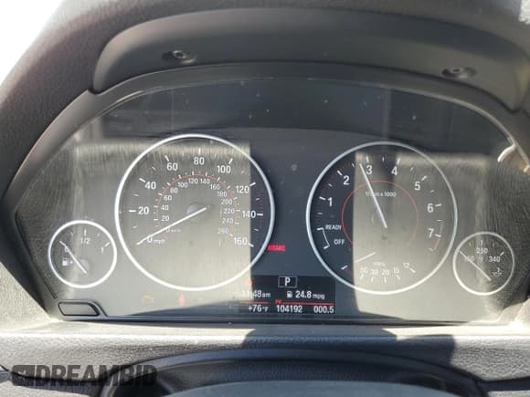 ✅ 2017 BMW 4 Series 430i • VIN: WBA4R7C51HK679507 • Lot: 66667195. Listed on Copart with 104,192 mi. Free auction sales archive from the USA and detailed vehicle history report at DreamBid. Image 9.