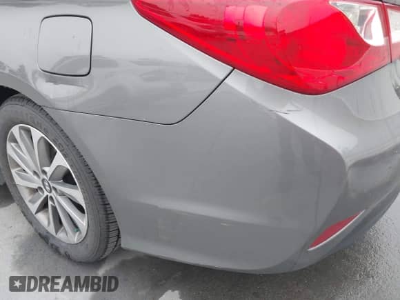 2014 Hyundai Sonata SE with VIN 5NPEC4ACXEH833859, listed as a IAAI auction lot 43589316 with 144,188 mi miles and . Bid and sale history available at DreamBid. Image 12.