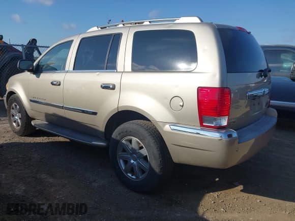 ✅ 2009 Chrysler Aspen Limited • VIN: 1A8HX58P09F708457 • Lot: 42961126. Listed on IAAI with 89,054 mi. Free auction sales archive from the USA and detailed vehicle history report at DreamBid. Image 3.