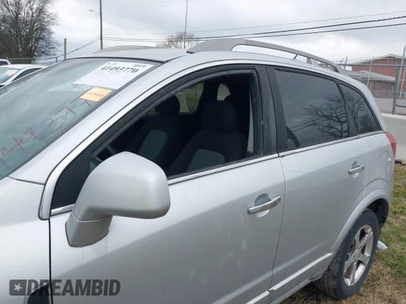 ✅ 2013 Chevrolet Captiva Sport LT • VIN: 3GNAL3EK8DS627381 • Lot: 41493770. Wystawiony na IAAI z przebiegiem 84 089 mil. Bezpłatny archiwum sprzedaży aukcyjnych z USA i szczegółowy raport historii pojazdu na DreamBid. Zdjęcie 6.