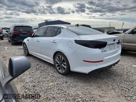 ✅ 2015 Kia Optima SX Turbo • VIN: 5XXGR4A61FG358858 • Lot: 71740965. Listed on Copart with 115,464 mi. Free auction sales archive from the USA and detailed vehicle history report at DreamBid. Image 2.