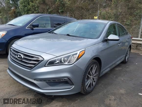 2017 Hyundai Sonata Sport with VIN 5NPE34AB1HH537012, listed as a IAAI auction lot 41683673 with 18,000 mi miles and . Bid and sale history available at DreamBid. Image 2.