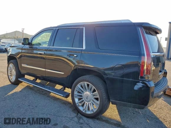 ✅ 2015 Cadillac Escalade Platinum • VIN: 1GYS3PKJ7FR664311 • Lot: 95120325. Listed on Copart with Not provided. Free auction sales archive from the USA and detailed vehicle history report at DreamBid. Image 2.