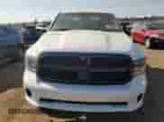 2019 Ram 1500 Express z VIN 1C6RR7FG5KS650239, wystawiony jako Copart lot #80680305 z przebiegiem 92 193 mil mil oraz Szkoda całkowita • Salvage title. Historia ofert i sprzedaży dostępna na DreamBid. Obrazek 5.